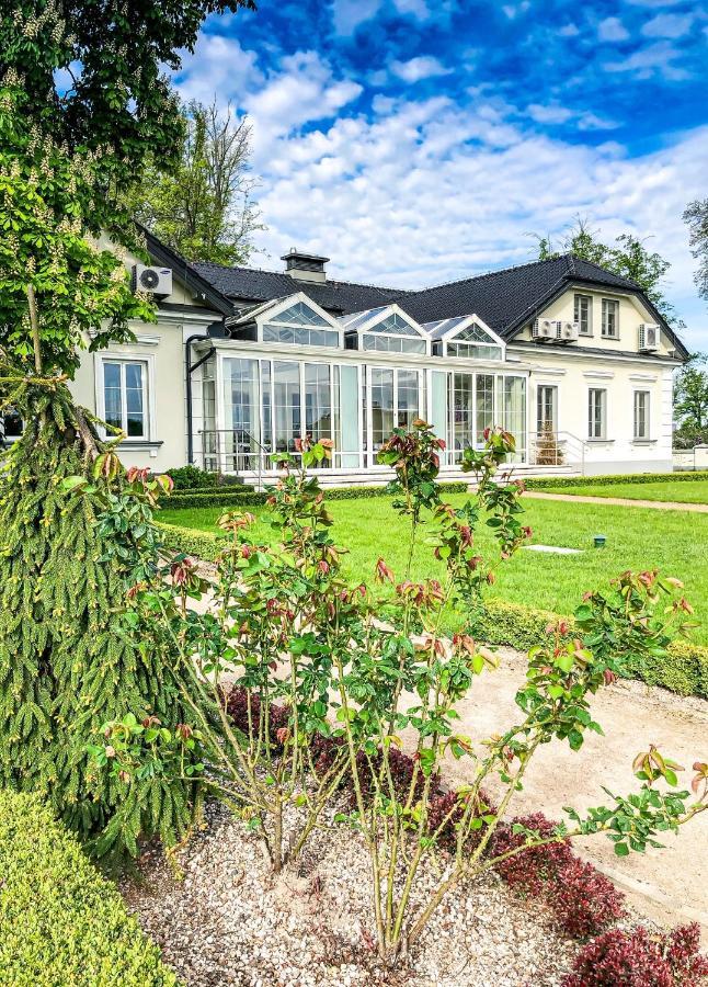 Hotel Przy Dworze Leśna Podlaska Exterior foto