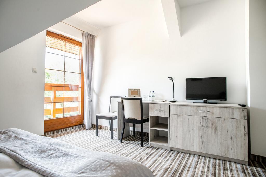 Hotel Przy Dworze Leśna Podlaska Habitación foto