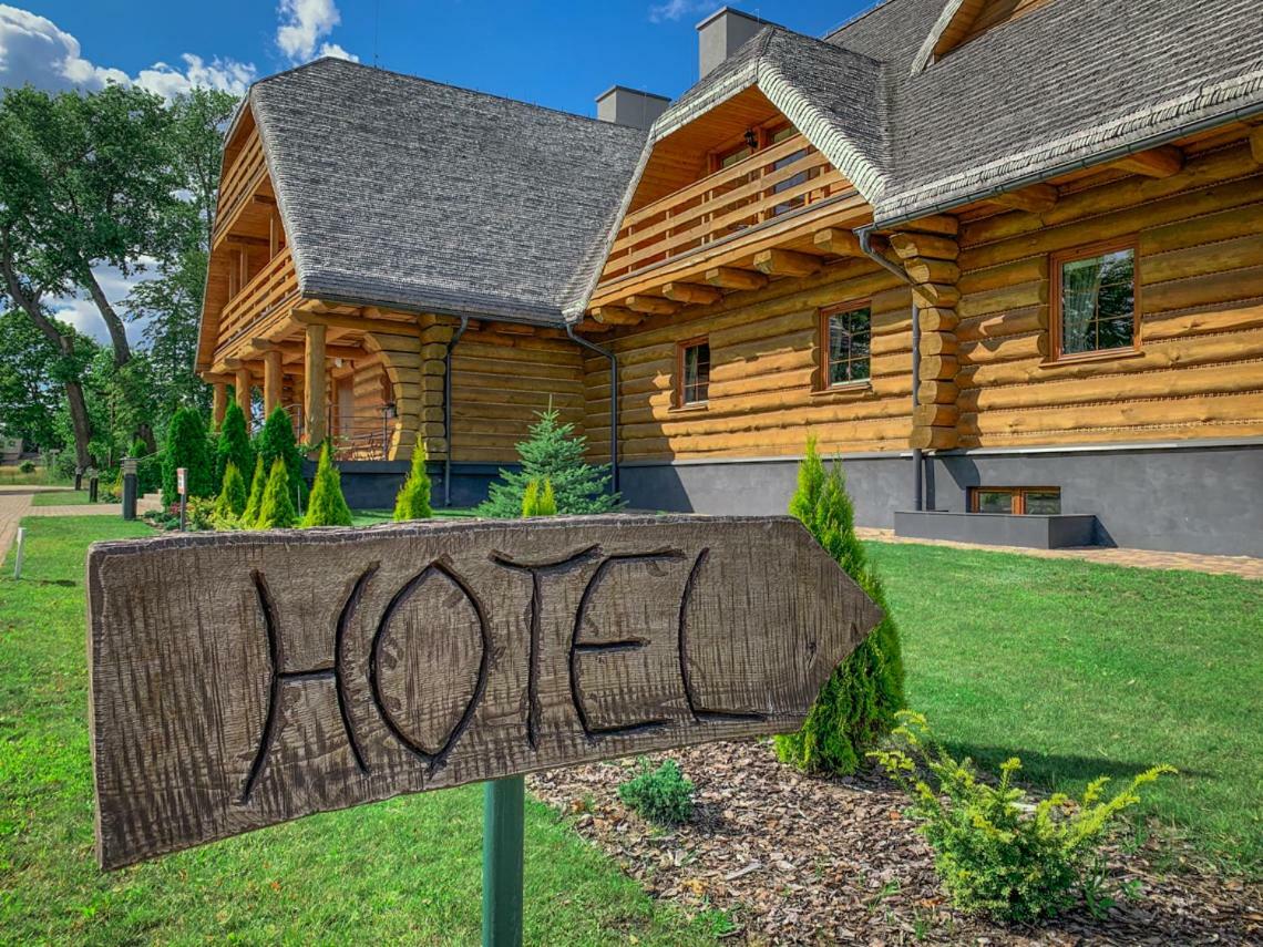 Hotel Przy Dworze Leśna Podlaska Exterior foto